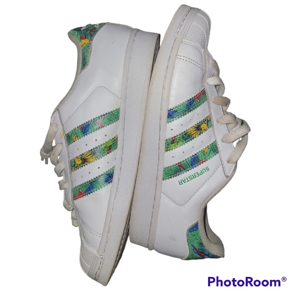 Adidas Superstar Sneakers